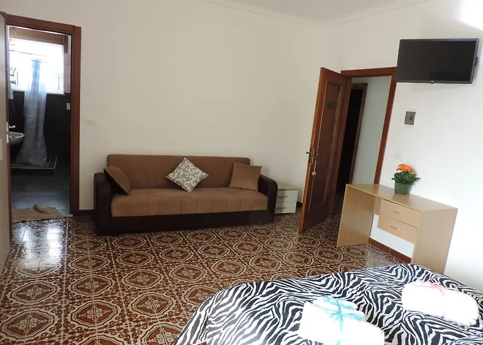 ゲストハウス Casabianca